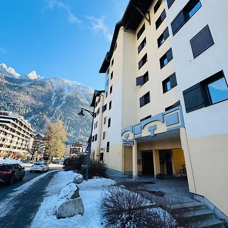 Vu Mont Blanc Parking Terrasse * Шамони